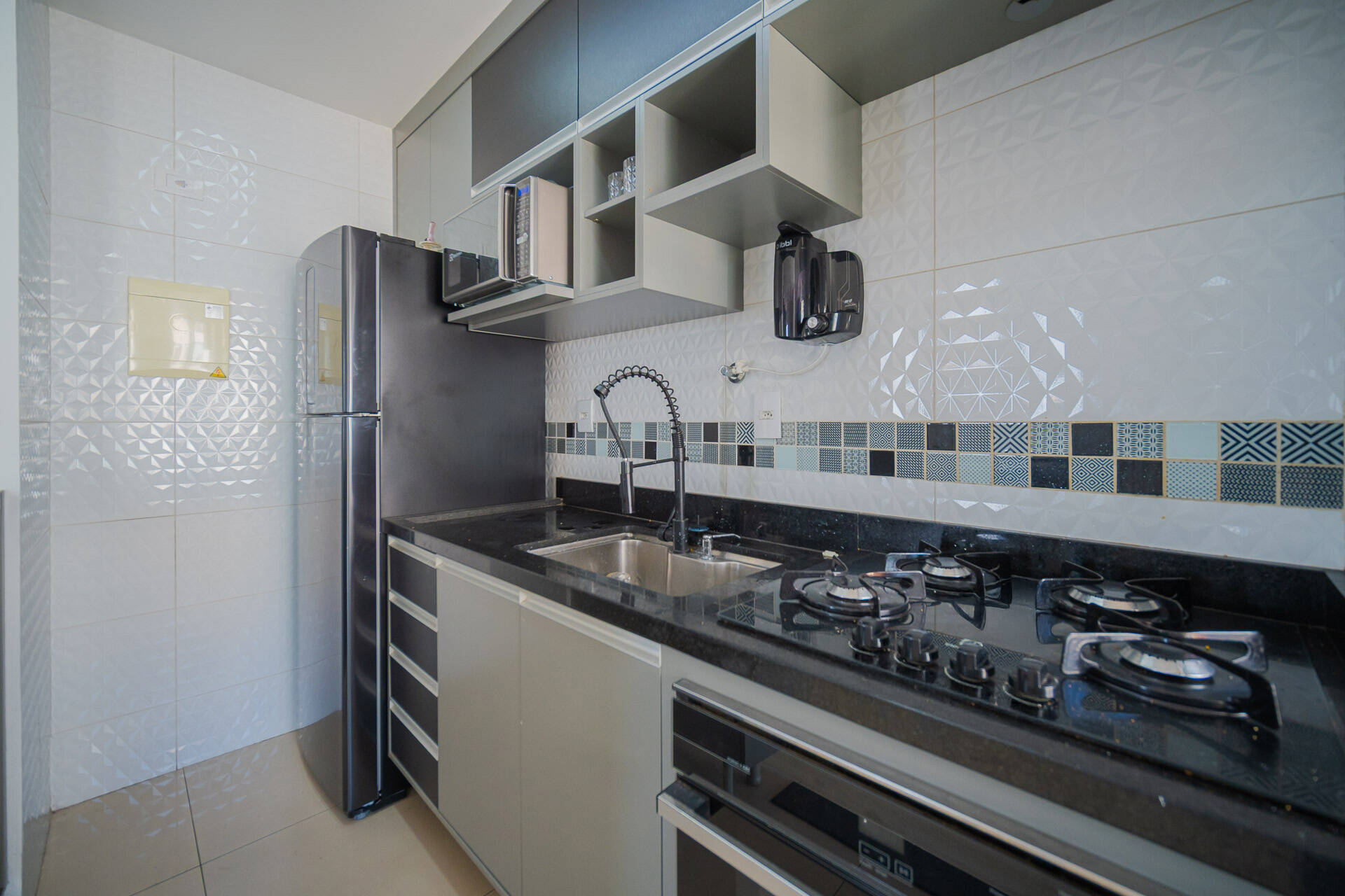 Apartamento à venda com 2 quartos, 57m² - Foto 17