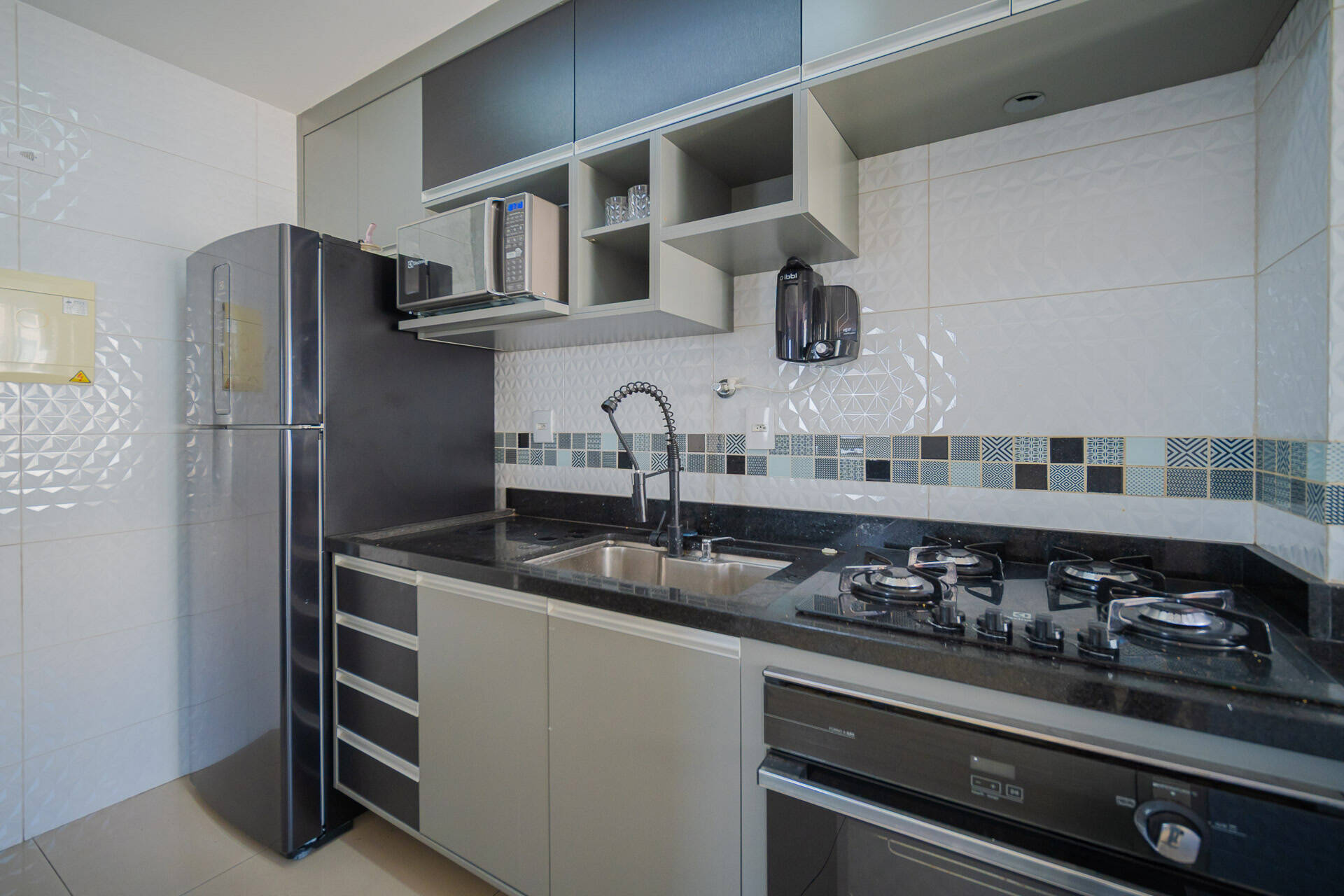 Apartamento à venda com 2 quartos, 57m² - Foto 19