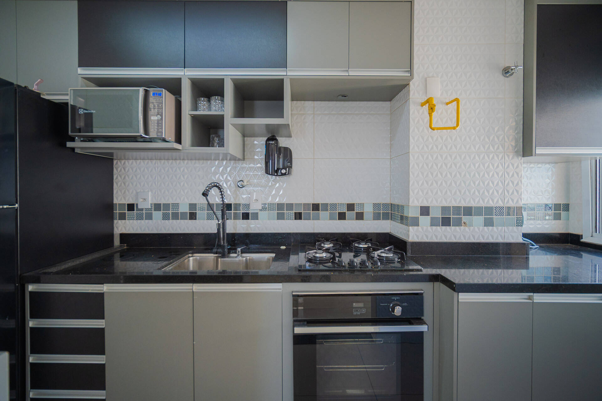 Apartamento à venda com 2 quartos, 57m² - Foto 20