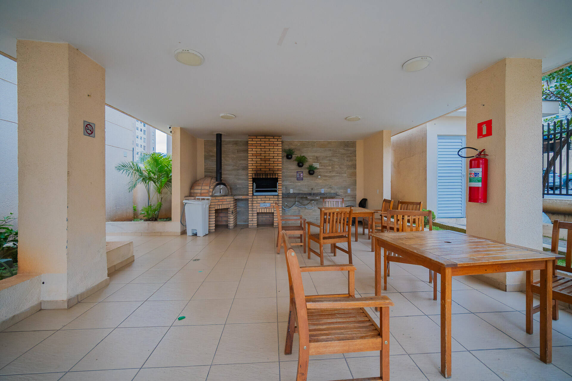 Apartamento à venda com 2 quartos, 57m² - Foto 22
