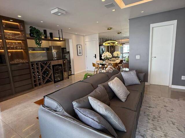 #826 - Apartamento para Venda em Osasco - SP