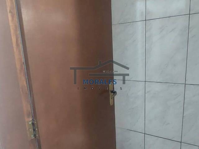 Apartamento para Venda em Carapicuíba - 4
