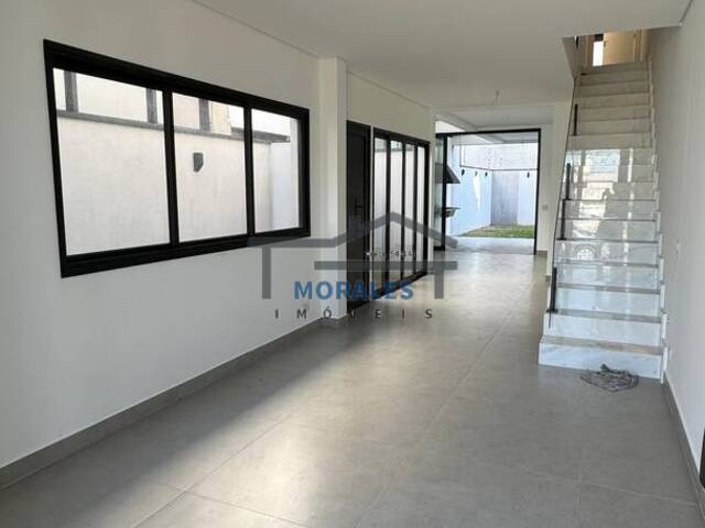 #676 - Sobrado para Venda em Cotia - SP
