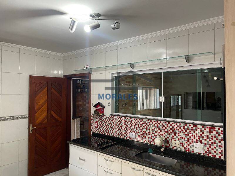 Casa à venda com 3 quartos, 143m² - Foto 16