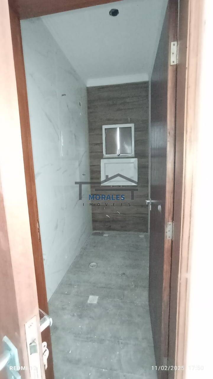 Casa à venda com 3 quartos, 180m² - Foto 14