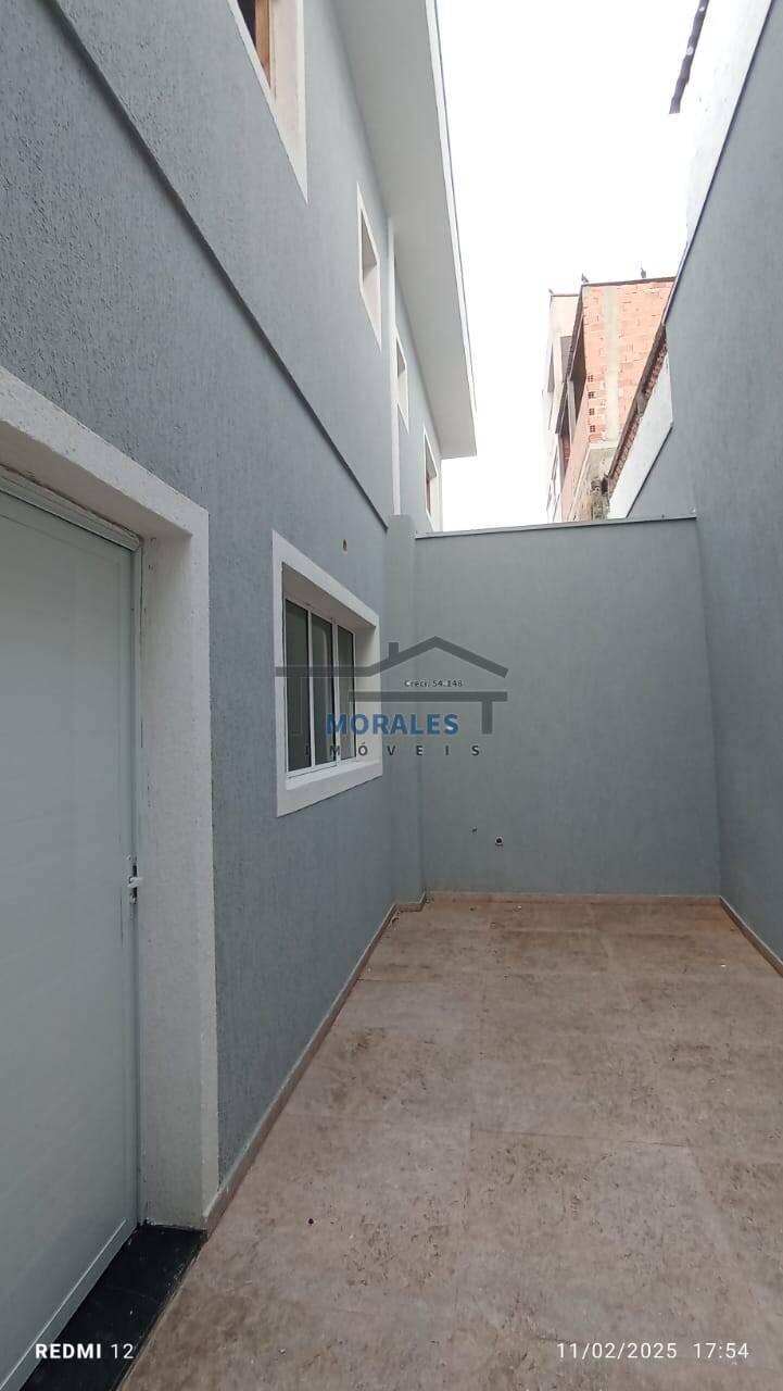 Casa à venda com 3 quartos, 180m² - Foto 8