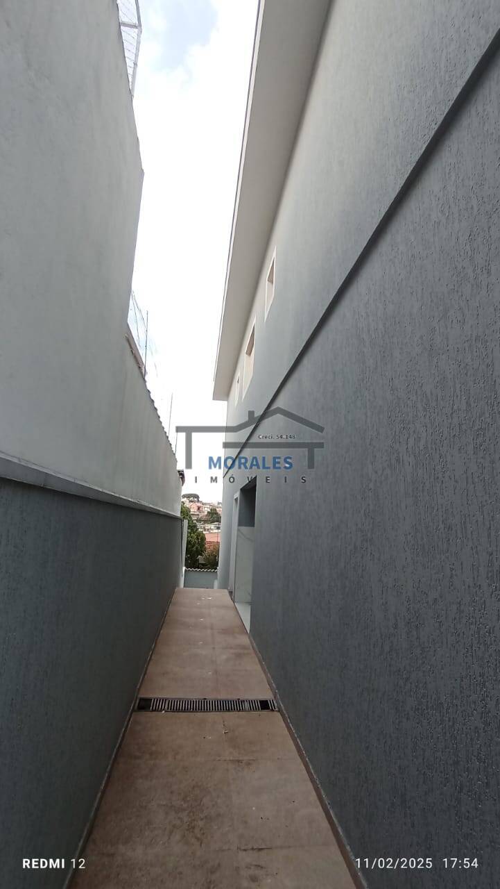 Casa à venda com 3 quartos, 180m² - Foto 7